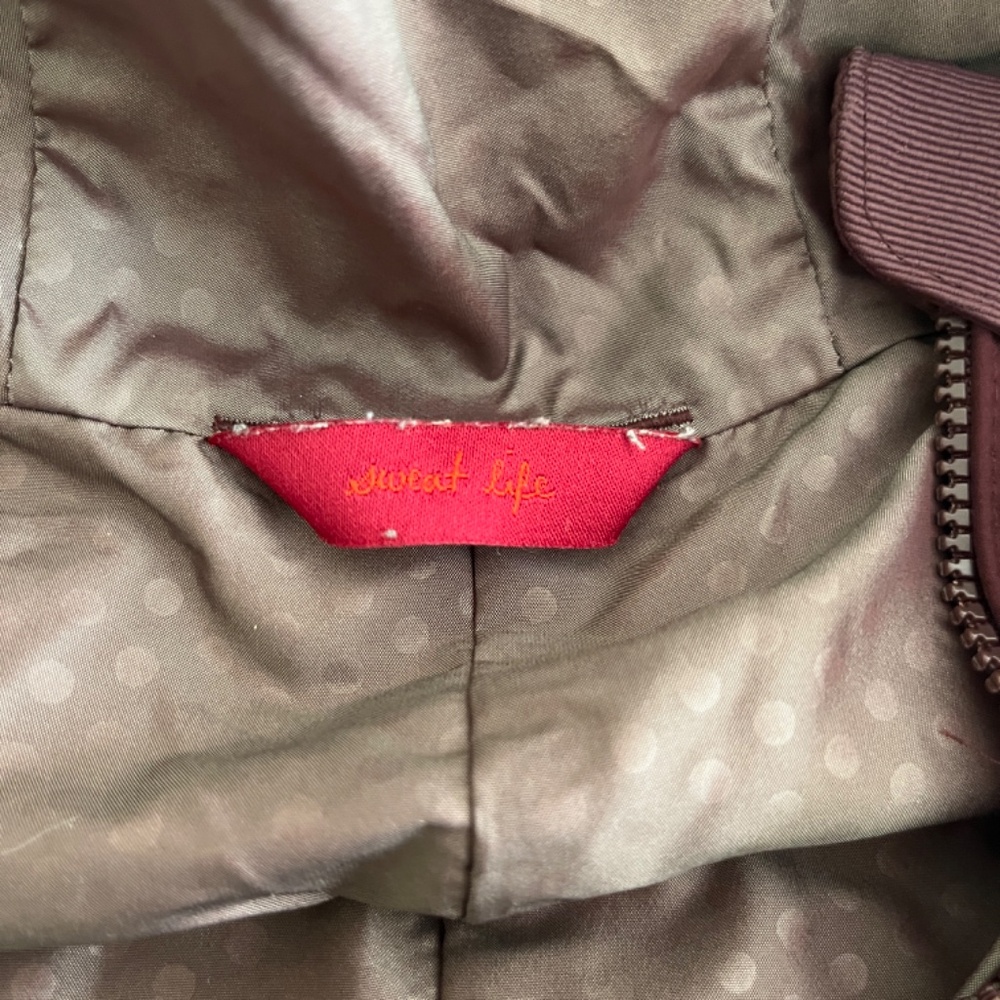 Lululemon Chilly Chill Reversible Puffy Vest Goose Down Bordeaux/Rust Berry - Picture 10 of 12